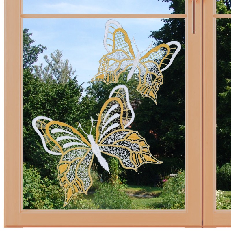Set 2 Stück Fensterbilder Schmetterlinge gelb Nahansicht am Fenster
