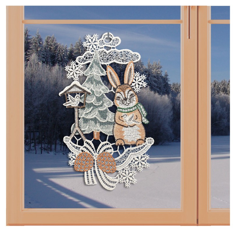 Fensterbild Hase im Schnee mit Vogelhäuschen Plauener Spitze