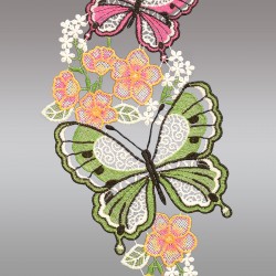 Fensterhänger Mariposa mit Schmetterlingen Detailbild Stickrei
