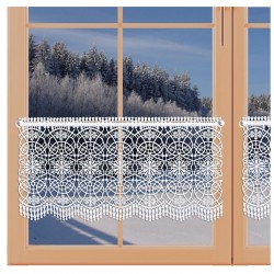 Feenhaus-Gardine Schneesterne Landhaus-Stil am Fenster