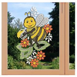 Fensterbild Imke Biene mit Honigtopf Plauener Luftspitze am Fenster