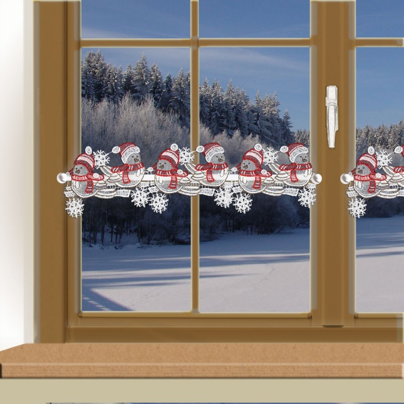 Weihnachts-Feenhausspitze WINTER-SPATZEN an einem Winterfenster Weihnachts-Feenhausspitze WINTER-SPATZEN an einem Winterfenster