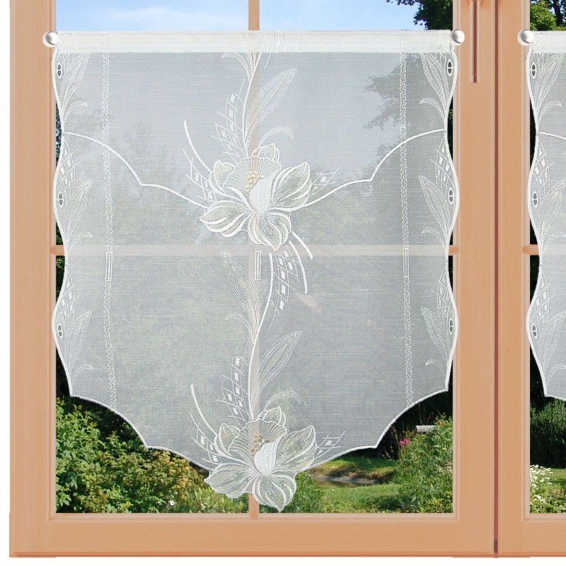 Scheibenhänger Blüte in Beige am Fenster Scheibenhänger Blüte in Beige am Fenster